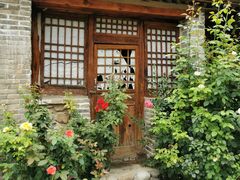 -百里峡七彩艺术小镇