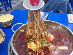 -马路边边·成都串串(翠柏路店)