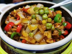 黑三剁配薄饼-雀舞云南菜(乐客城店)