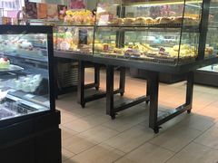面包甜点陈列柜-好利来(丰益桥店)