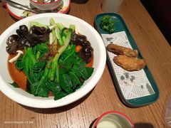 -新白鹿餐厅(银泰西湖文化广场店)