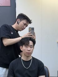 -藤野造型专业烫染接发