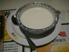 -新大咀港式茶餐厅(宝山万达店)