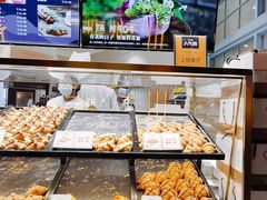 面包甜点陈列柜-月枫堂(长春这有山店)