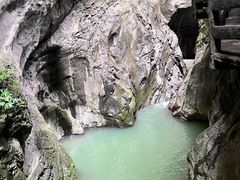 -龙水峡地缝景区