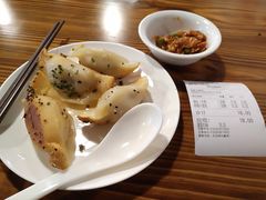 -小龙酒家(桂平路店)