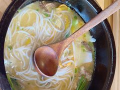 -勺子米线·云南传统小吃市集(四方街店)