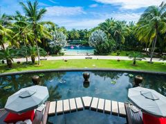 -三亚湾海居铂尔曼度假酒店