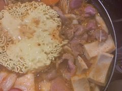 -炙韩料理·部队锅专门店