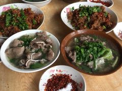 -周记翘脚牛肉