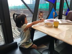 -港丽餐厅(高德置地店)