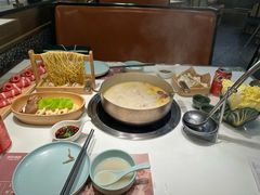 -洪氏嗨捞·猪肚鸡火锅(阳光天地店)