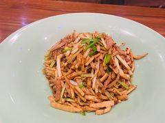 香干肉丝-虎哥私房菜(馒头山店)