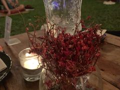 -Chom Cafe and Restaurant