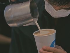燕麦拿铁-COFFii&JOY(龙江新城市广场店)