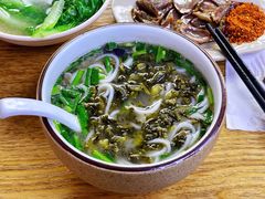 -什家婆乌鸡米线(阳光街店)