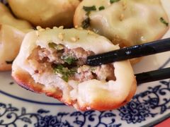 -黄阿姨锅贴大王(万航渡路店)