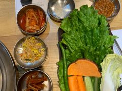 餐前小菜-姜虎东白丁烤肉(虹桥天地店)
