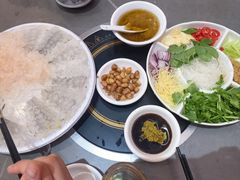 -官塘陈记鱼生·潮汕砂锅粥·牛肉火锅(潮枫路总店)