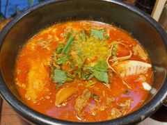 -银米·云南传统过桥米线(双廊黑金冠店)