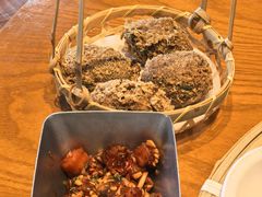 -包整·丝娃娃(一览甲秀楼风景店)