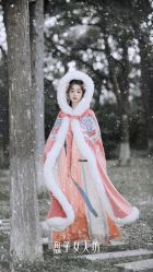 -盘子女人坊古装写真摄影(厦门总店)