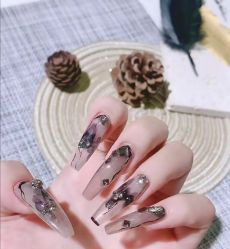-悦指间美甲美睫