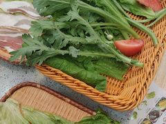 -阿婆情腊排骨火锅(金虹路店)