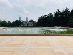 -上海市龙华烈士陵园