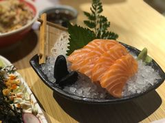 -舞漁日料美人胶原锅(陆家嘴中心店)