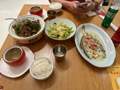 -胡子大厨·超级小炒肉(晶耀前滩店)
