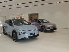 -小鹏汽车上海吴中路销售服务中心