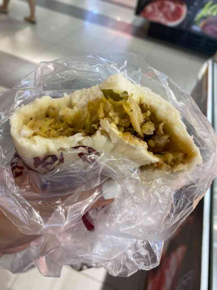 满口香包子-"餐饮生意讲究扎堆经营,要不怎么会有美食街.