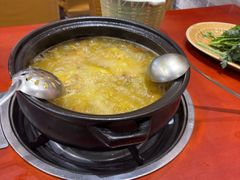 -菌之家·专业纯野生菌火锅·特色炒菌