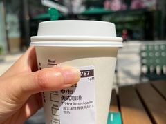 -星巴克(上海长宁来福士1F店)
