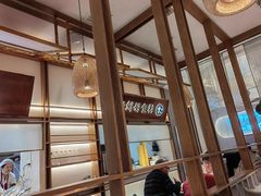 -三人行骨头王火锅(长寿店)