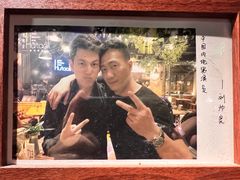 -胡桃里音乐餐厅(陶溪川店)(川湘赣菜·世界百大酒庄直供红酒·音乐表演)
