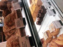 -MEEBO KAFEE米咖焙坊(虹桥路店)