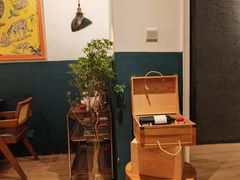 -Mark&Mars Restaurant