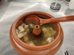 汽锅鸡-蔼若春.传承三十年云南菜(金碧公园店)