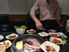 -木槿花韩式炭烤·熟成肉工坊(孙文东路店)
