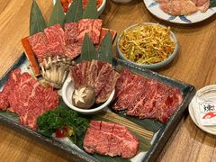 -炼火烤肉店