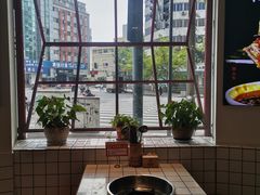 -蛙一刀·麻椒鱼火锅(金仙桥店)