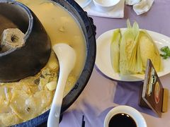 -彩云天云南餐厅