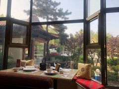 靠窗位-舜耕山庄四时万和自助餐厅