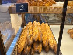 -Dough&Joe团憩(瑞虹天地月亮湾店)