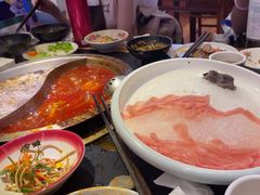 -沸炉重庆老火锅(军事博物馆店)