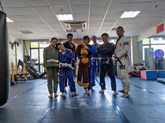 -金翼跆拳道巴西柔术拳击格斗学院