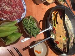 -周小明火锅(黑金冠社区店)