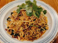 -喝丢一只鞋海鲜烧烤(市场店)